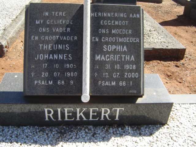 RIEKERT Theunis Johannes 1905-1980 &amp; Sophia Magrietha 1908-2000