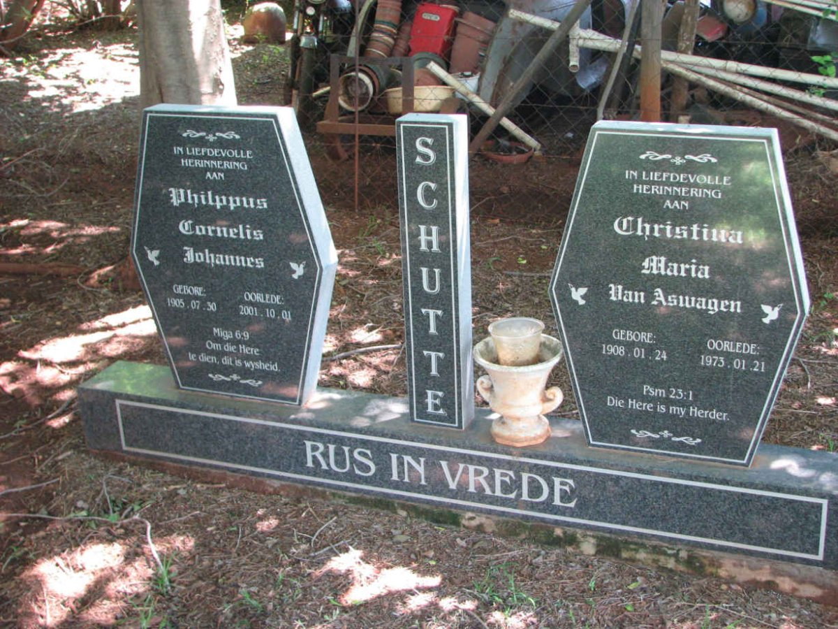SCHUTTE Philippus Cornelis Johannes 1905-2001 &amp; Christina Maria VAN ASWAGEN 1908-1973
