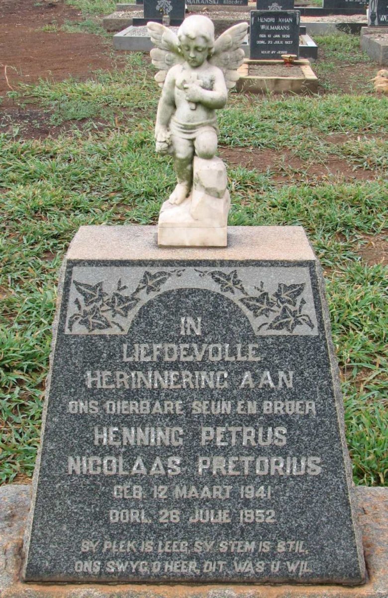 PRETORIUS Henning Petrus Nicolaas 1941-1952