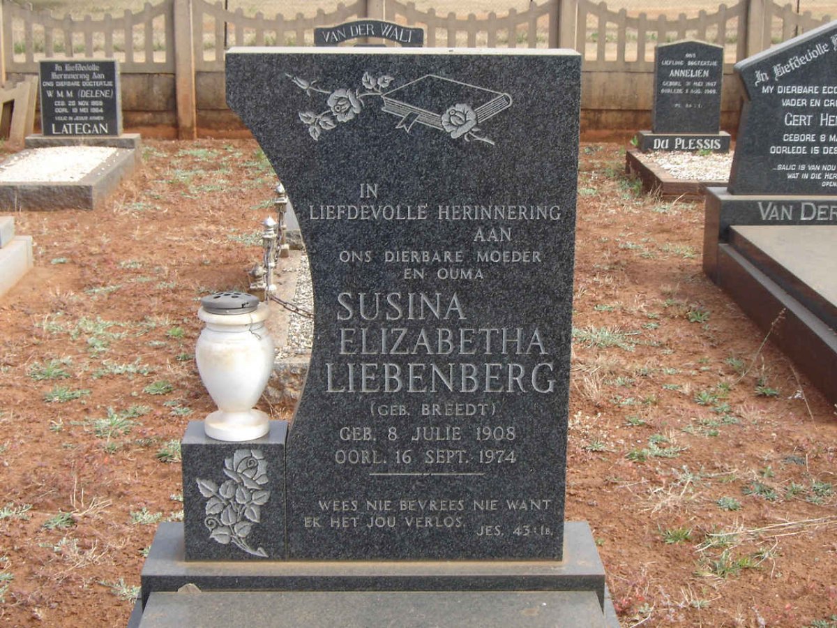 LIEBENBERG Susina Elizabetha nee BREEDT 1908-1974