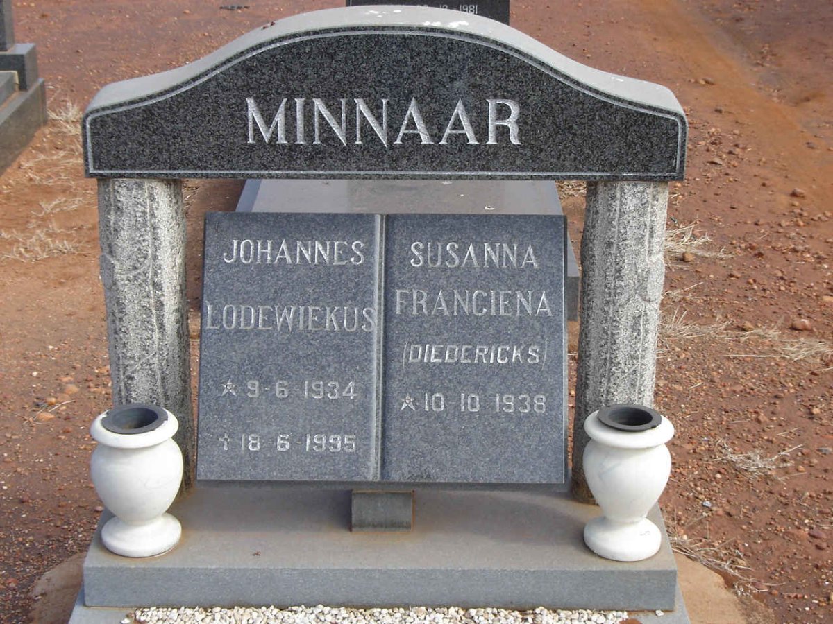 MINNAAR Johannes Lodewiekus 1934-1995 &amp; Susanna Franciena DIEDERICKS 1938-