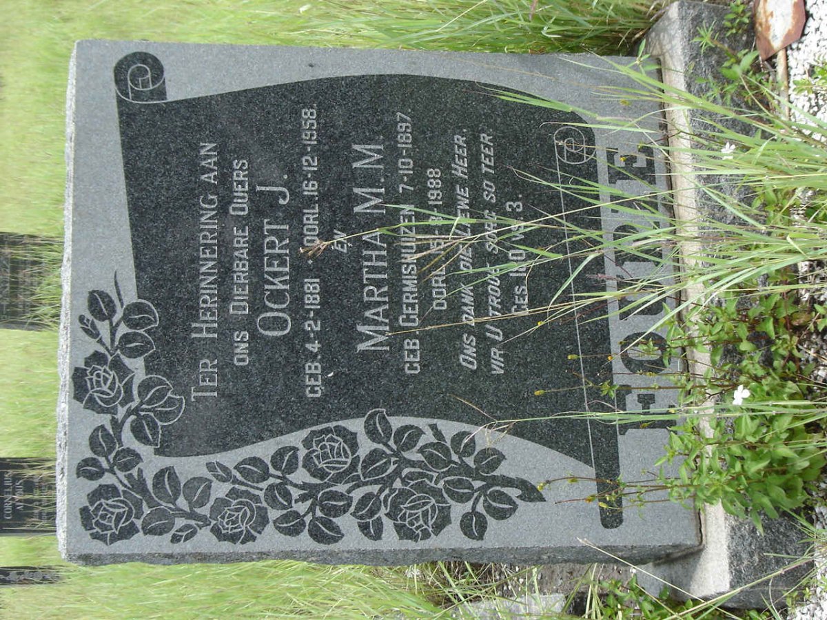 FOURIE Ockert J. 1881-1958 &amp; Martha M.M. GERMISHUIZEN 1897-1988