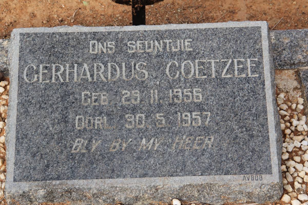 COETZEE Gerhardus 1956-1957