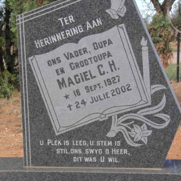 COMBRINCK Magiel C.H. 1927-2002 &amp; Elsie J. 1929-1992