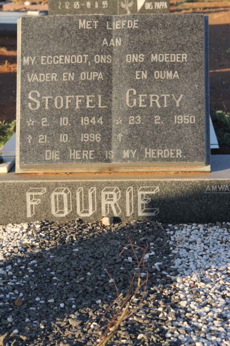 FOURIE Stoffel 1944-1996 &amp; Gerty 1950-