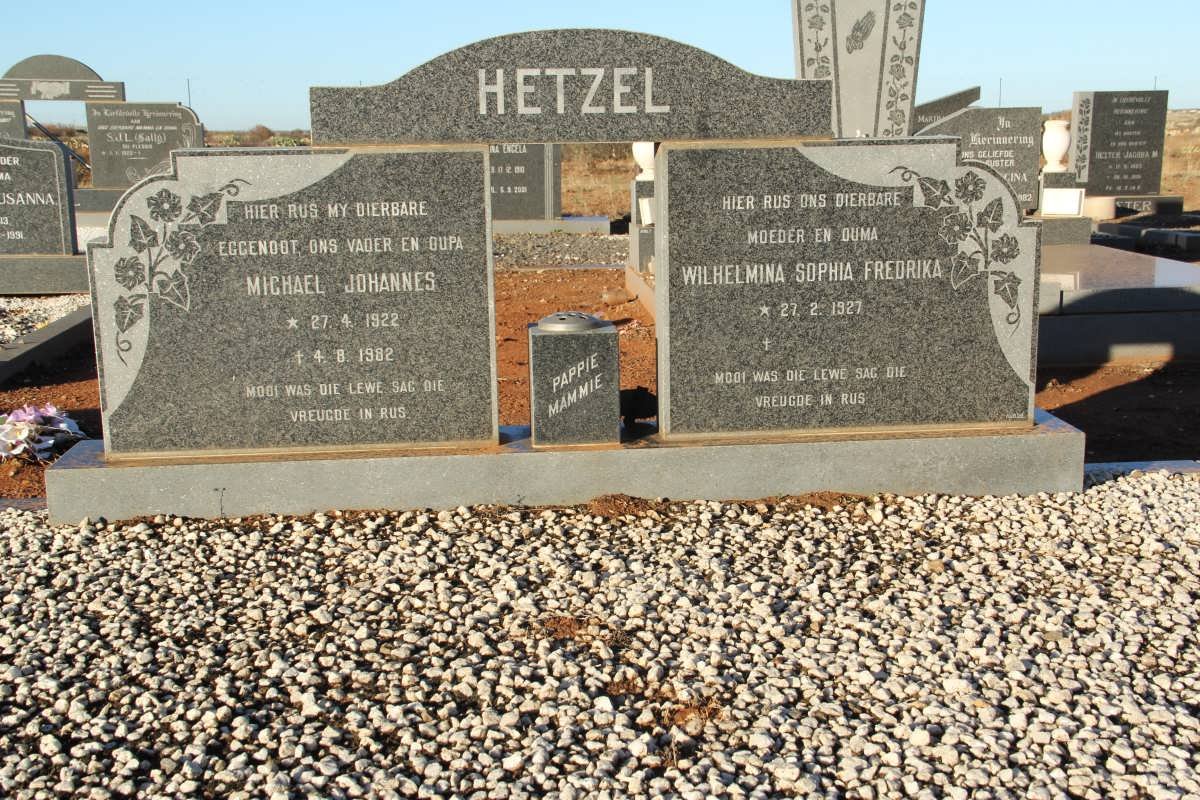HETZEL Michael Johannes 1922-1982 &amp; Wilhelmina Sophia Fredrika 1927-