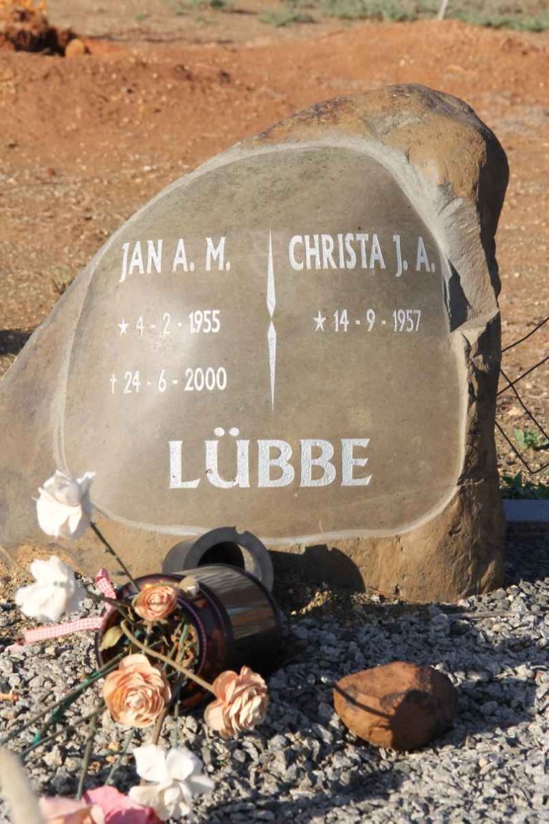 LÜBBE Jan A.M. 1955-2000 &amp; Christa J.A. 1957-