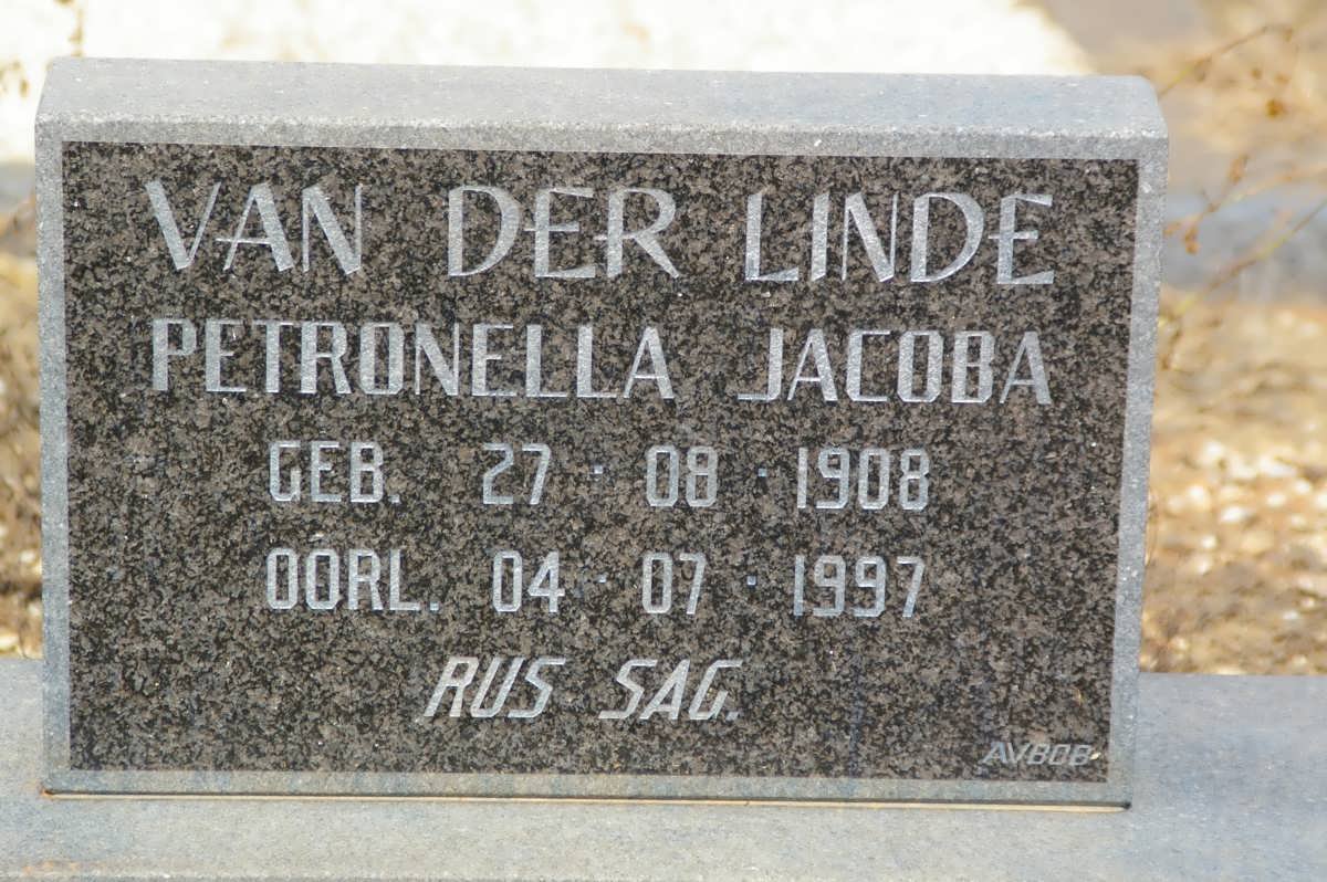LINDE Petronella Jacoba, van der 1908-1997
