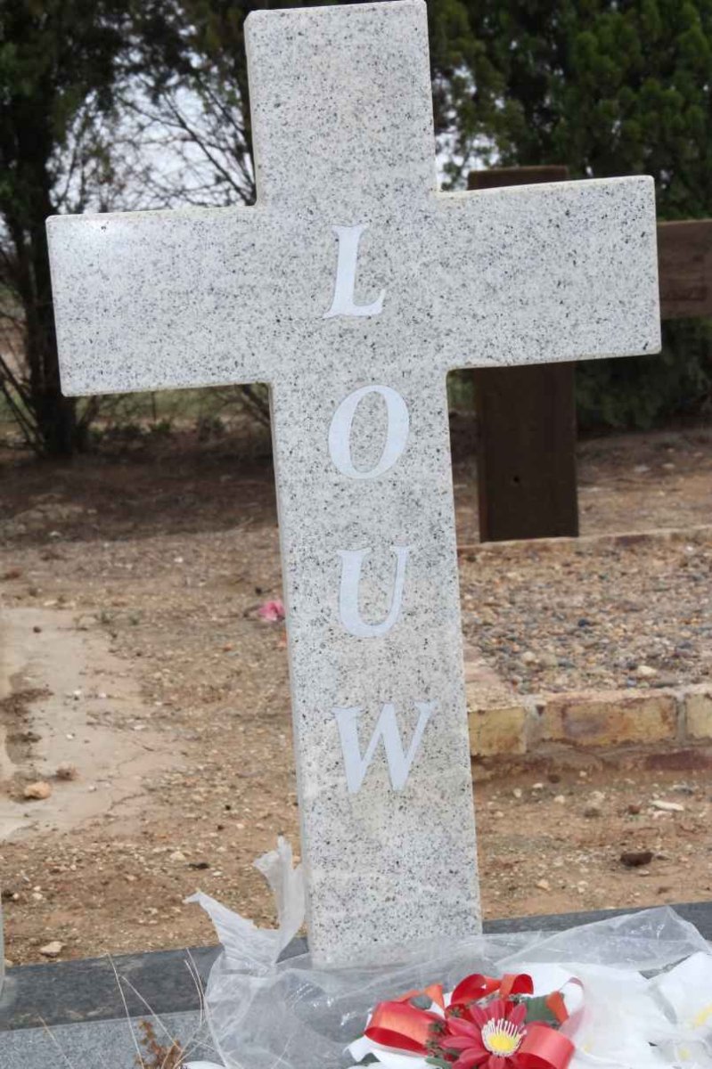 LOUW Johannes Albertus 1958-2004 &amp; Anna Elizabeth 1960-2003