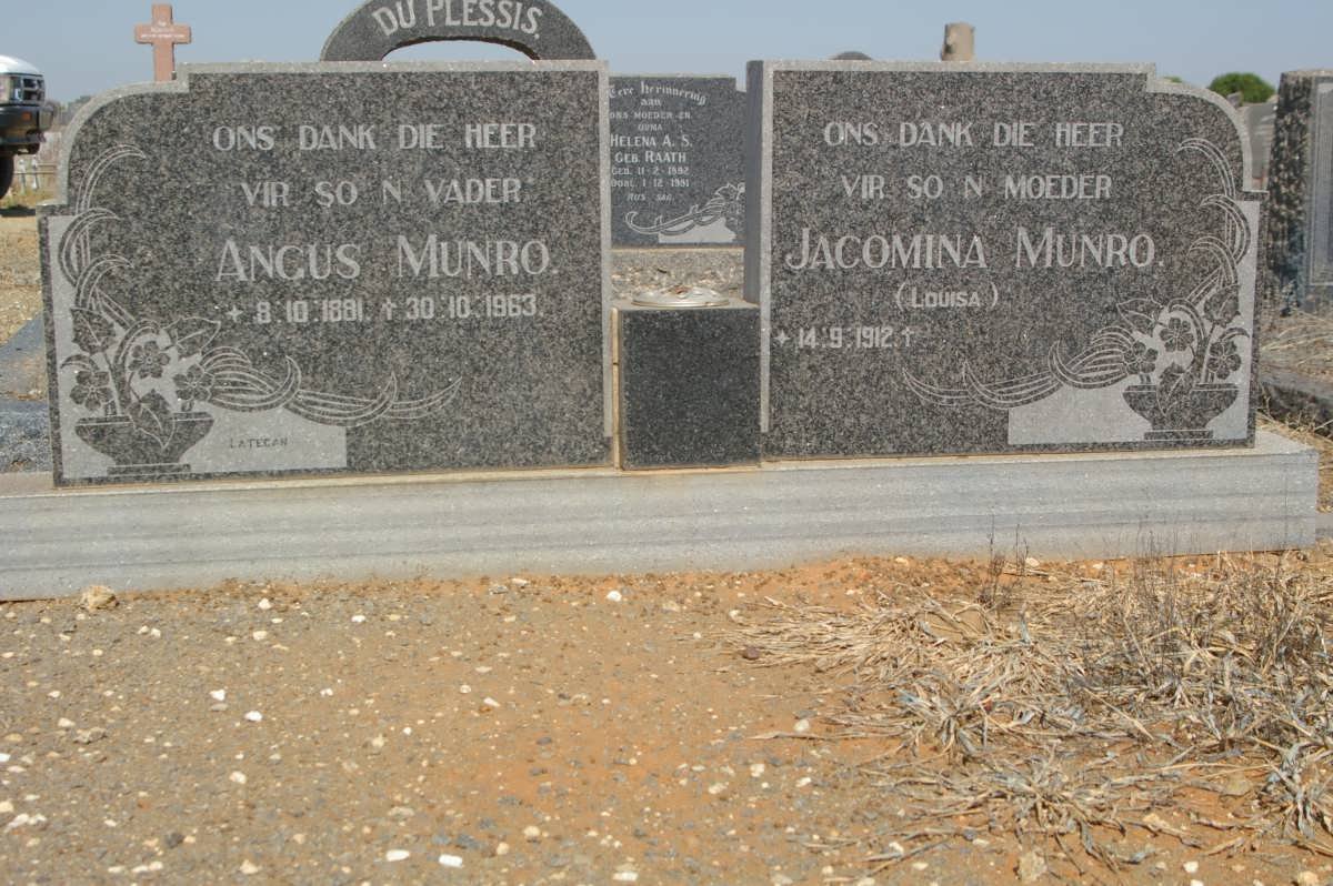MUNRO Angus 1881-1963 &amp; Jacomina 1912-