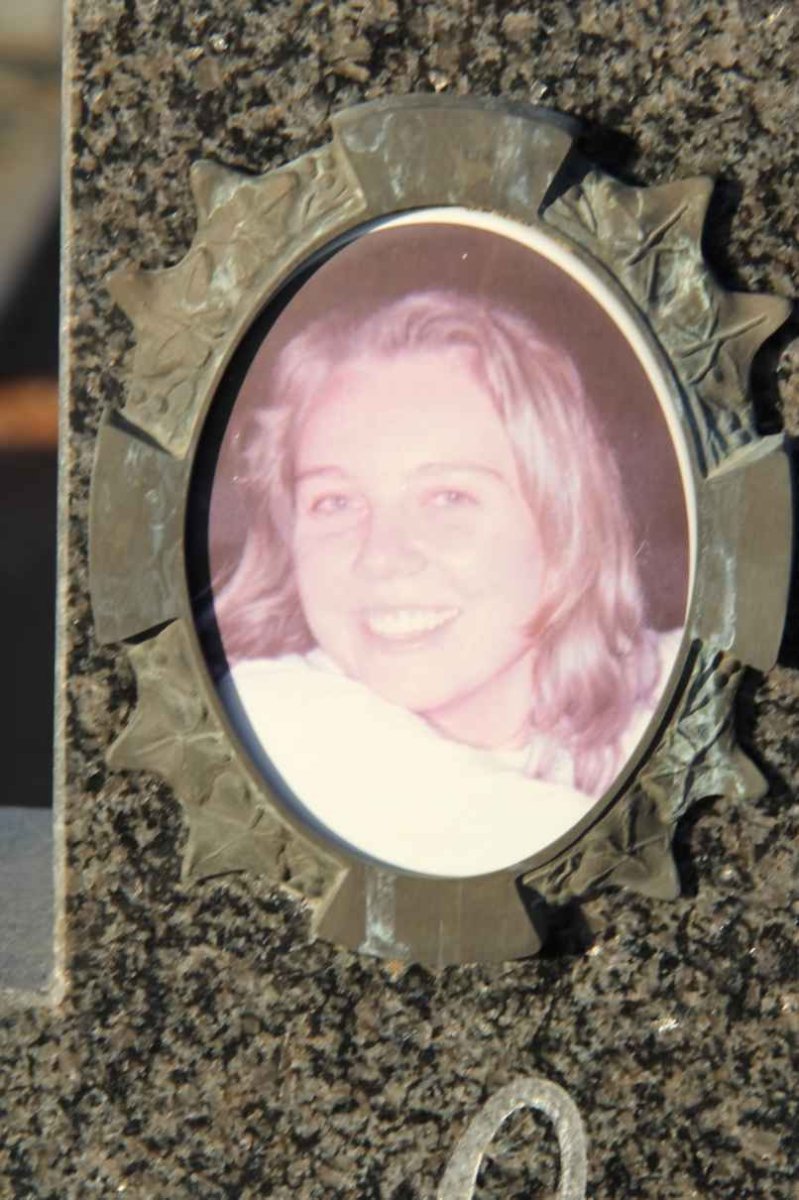 MERWE Bernadette, van der 1976-1997