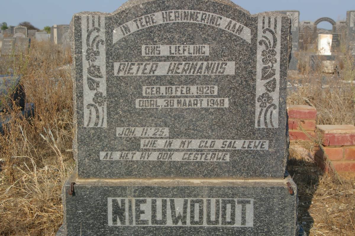 NIEUWOUDT Pieter Hermanus 1926-1948