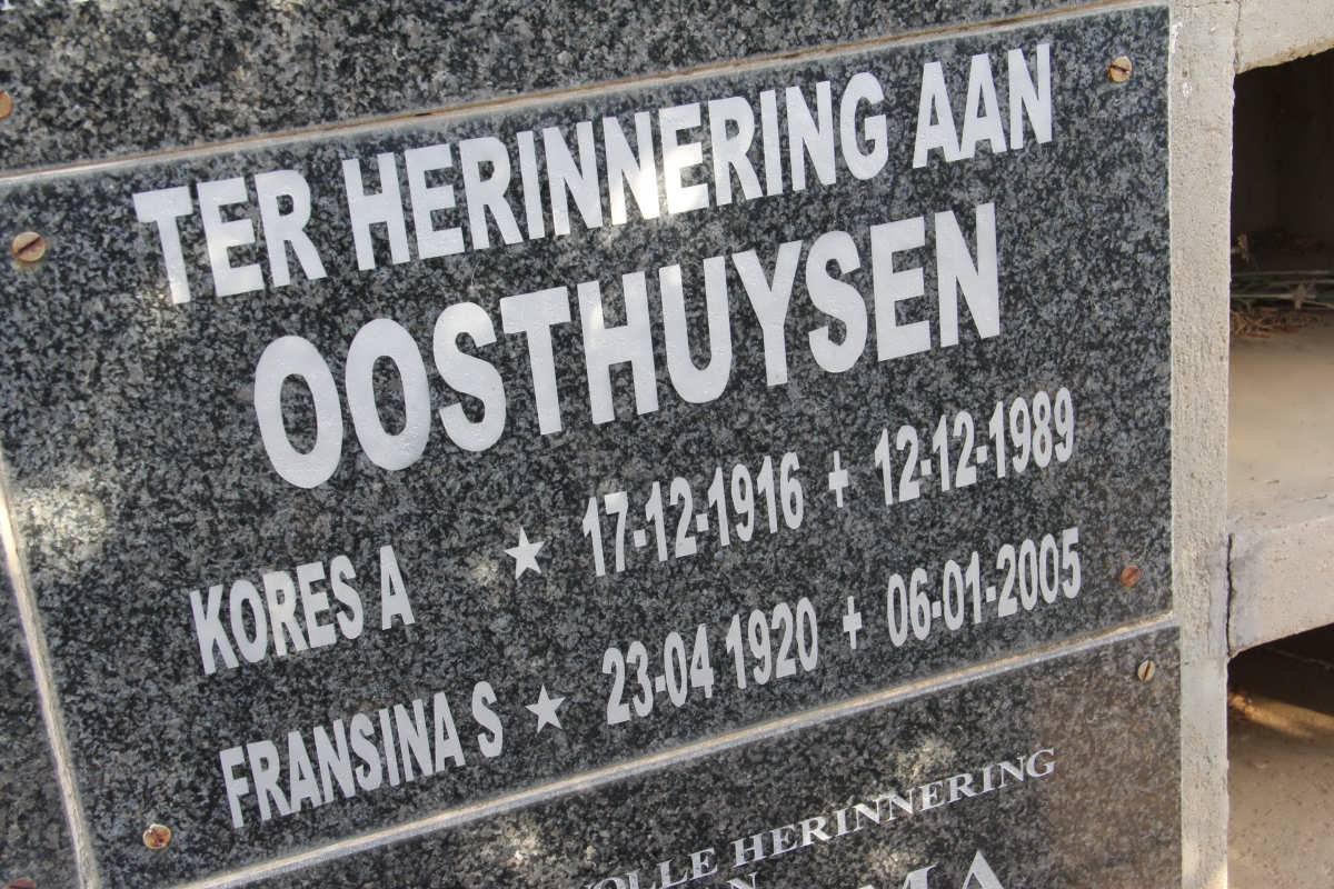 OOSTHUYSEN Kores A, 1916-1989 &amp; Fransina S. 1920-2005