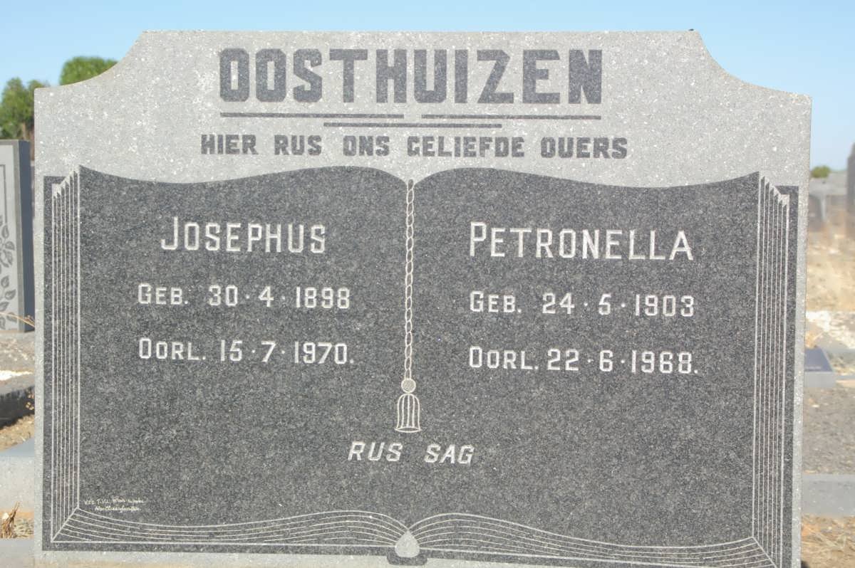 OOSTHUIZEN Josephus 1898-1970 &amp; Petronella 1903-1968