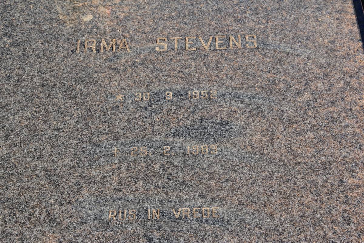 STEVENS Irma 1952-1989