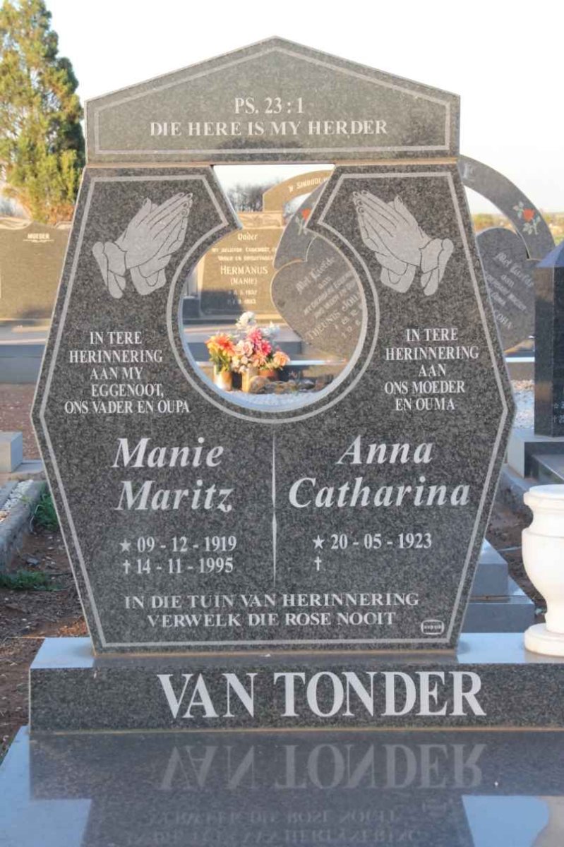 TONDER Manie Maritz, van 1919-1995 &amp; Anna Catharina 1923-