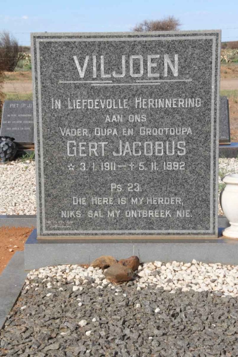 VILJOEN Gert Jacobus 1911-1992