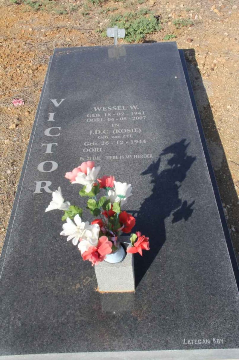 VICTOR Wessel W. 1941-2007 &amp; J.D.C. van ZYL 1944-