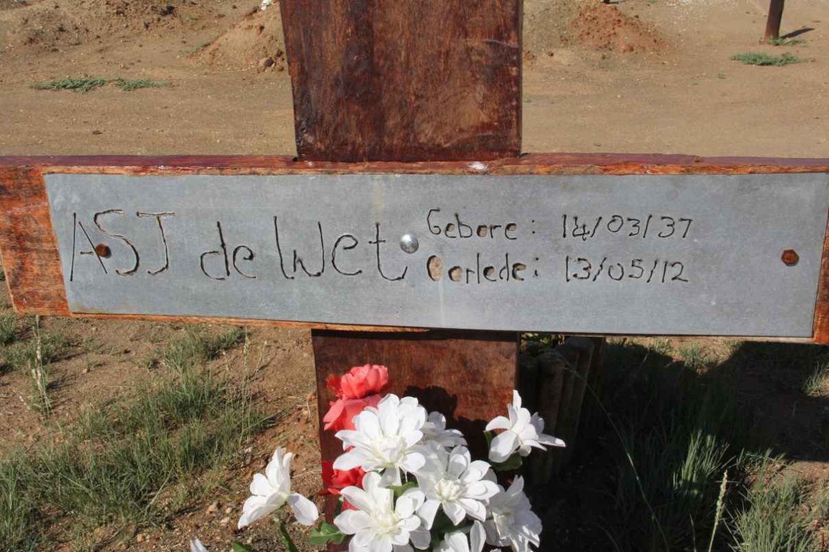 WET A.S.J., de 1937-2012