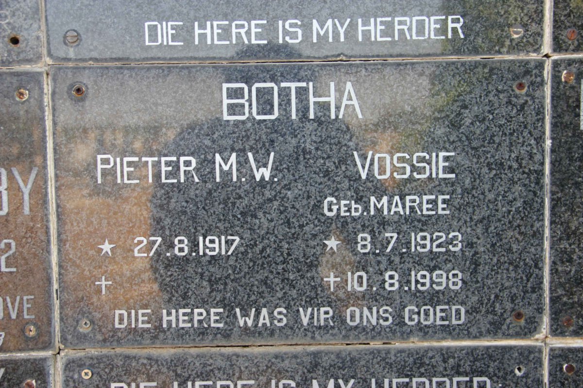 BOTHA Pieter M.W. 1917- &amp; Vossie MAREE 1923-1998
