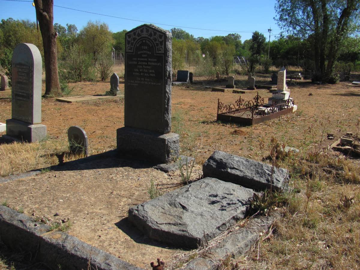 HERHOLDT Louisa Jacoba nee FOURIE 1859-1923 :: ?