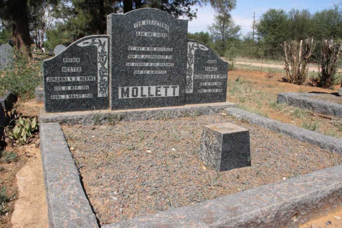 MOLLETT Daniel Cornelius v.d. Spuy 1860-1941 &amp;  Hester Johanna v.d. MERWE 1866-1938