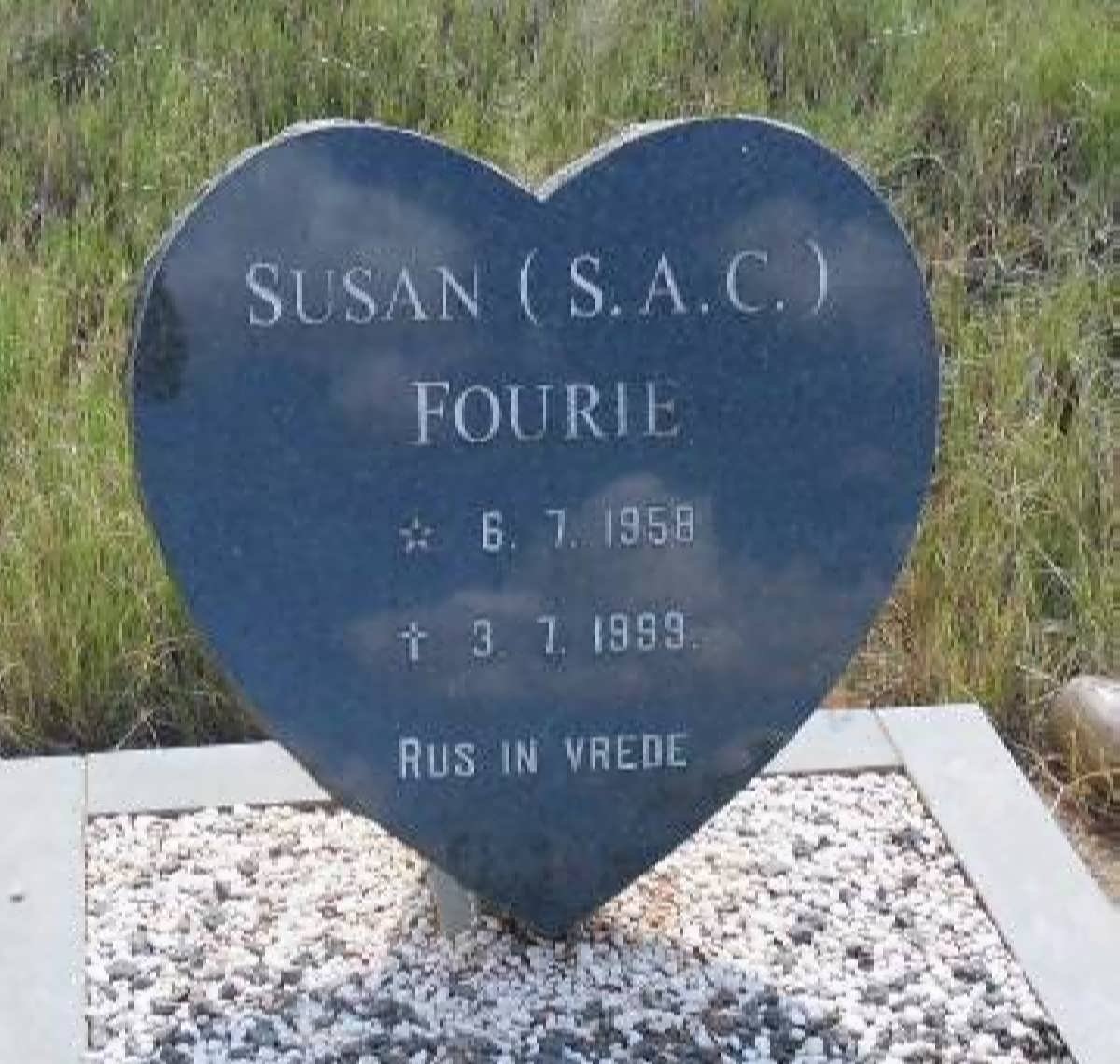 FOURIE S.A.C.1958-1999