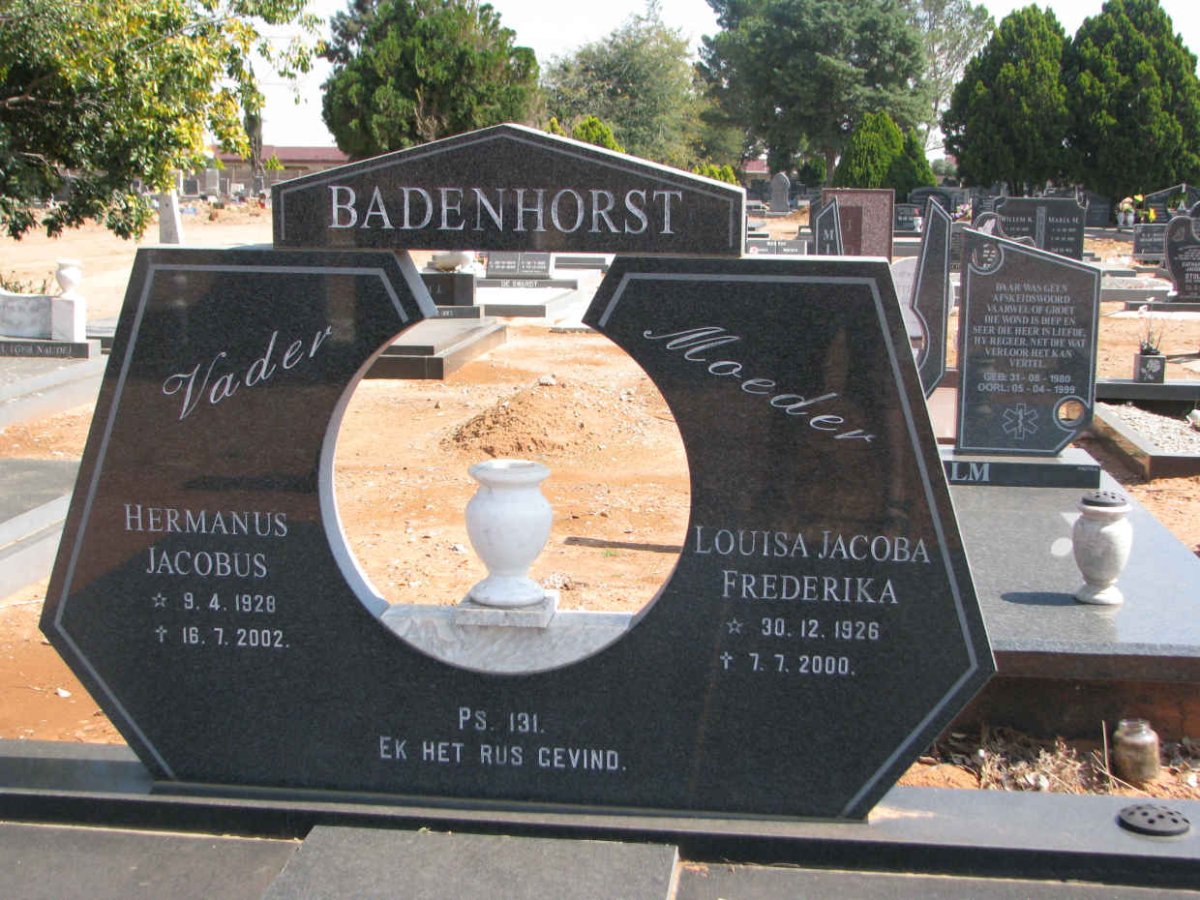 BADENHORST Hermanus Jacobus 1928-2002 &amp; Louisa Jacoba Frederika 1926-2000