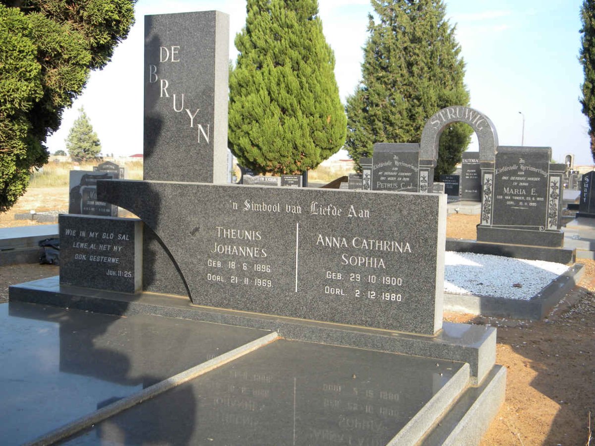 BRUYN Theunis Johannes, de 1896-1969 &amp; Anna Cathrina Sophia 1900-1980
