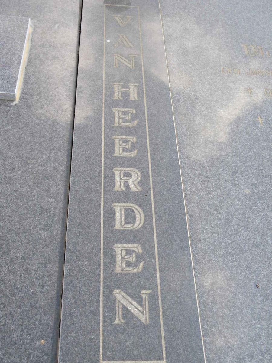 HEERDEN VAN