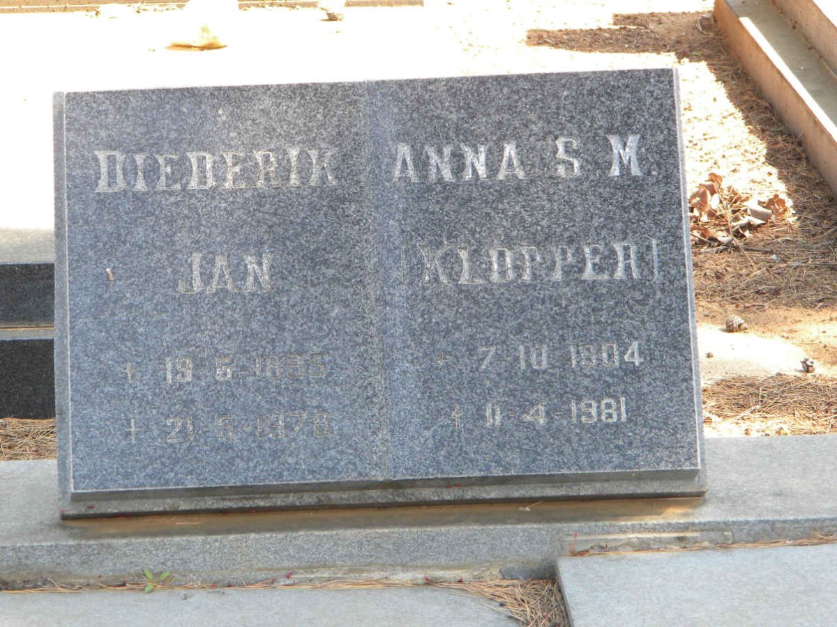 OPPERMAN Diederik Jan 1895-1978 &amp; Anna S.M. KLOPPER 1904-1981