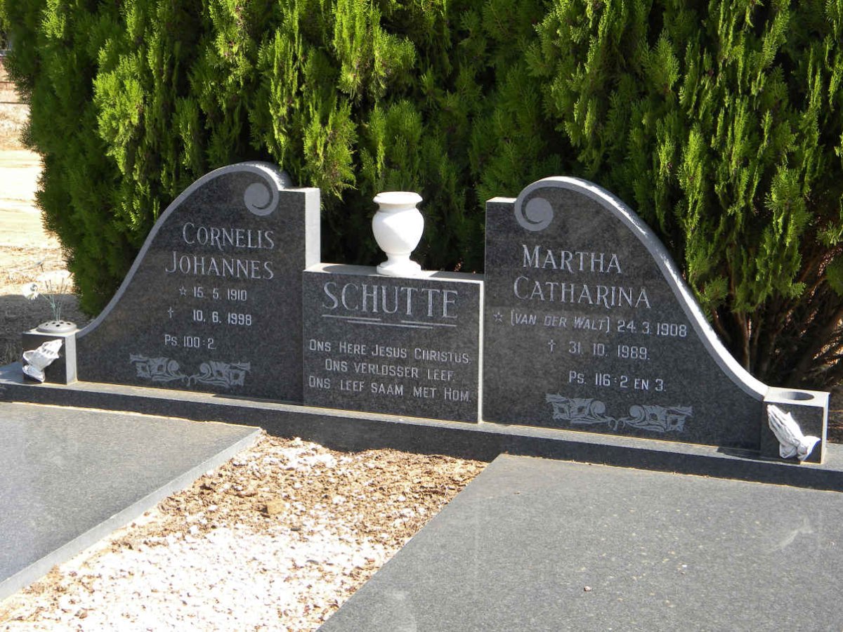 SCHUTTE Cornelis Johannes 1910-1998 &amp; Martha Catharina VAN DER WALT 1908-1989