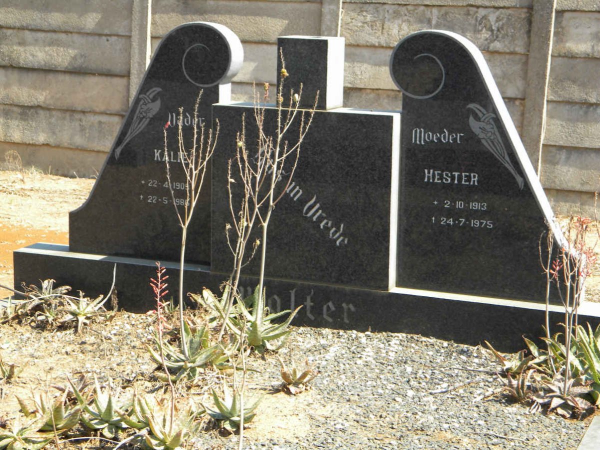WOLTER Kalie 1909-1986 &amp; Hester 1913-1975