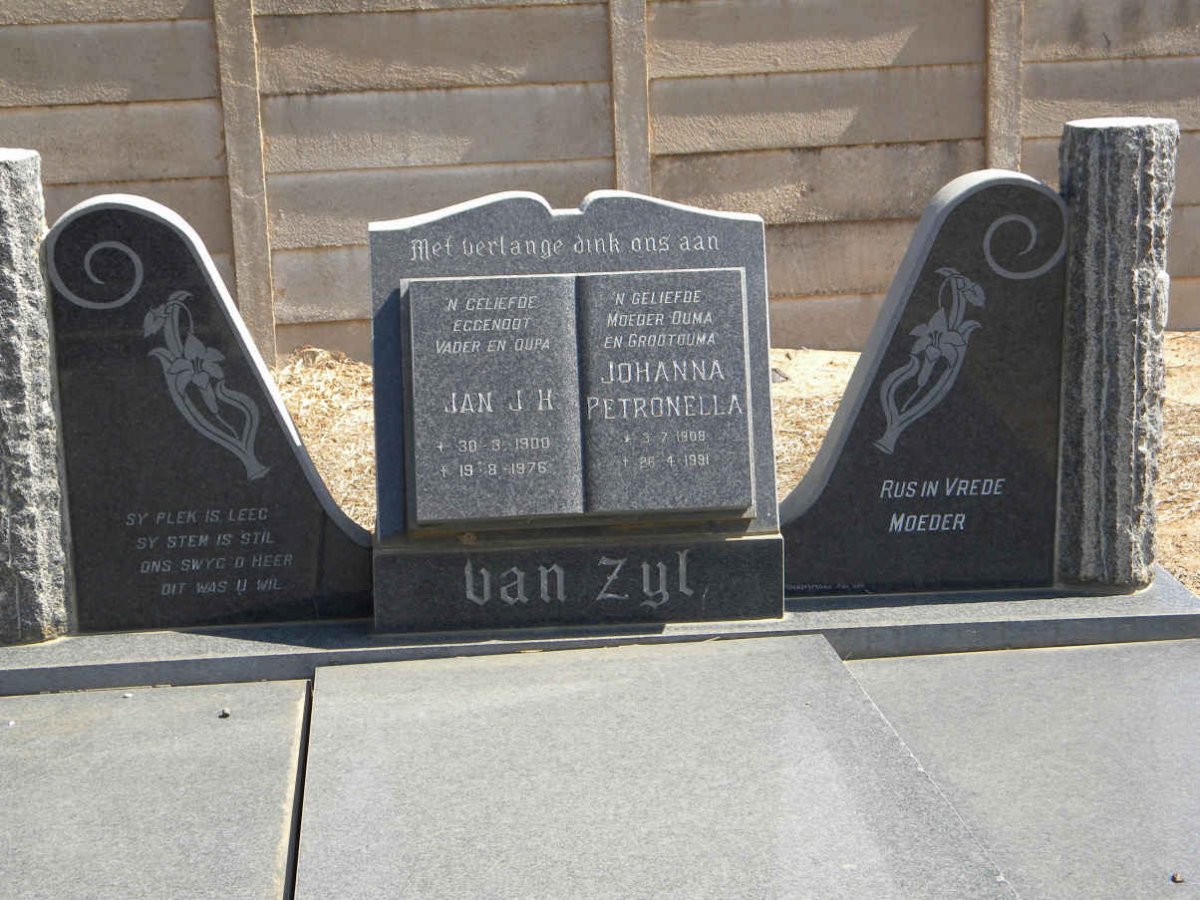 ZYL Jan J.H., van 1900-1976 &amp; Johanna Petronella 1908-1991