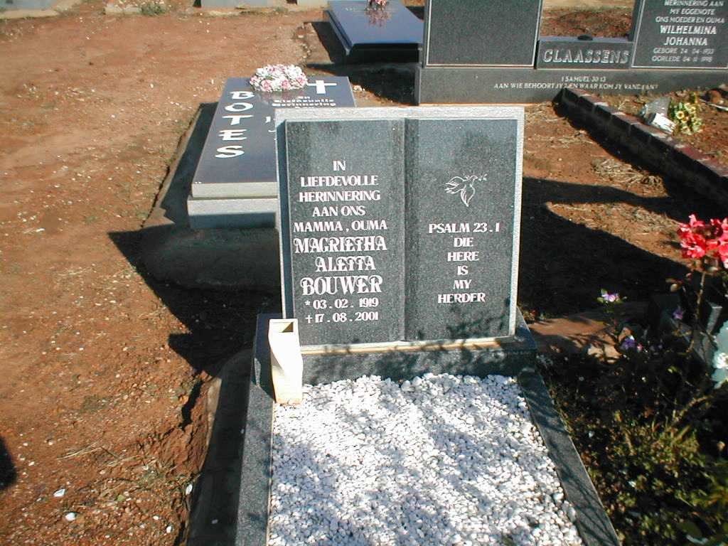 BOUWER Magrietha Aletta 1919-2001