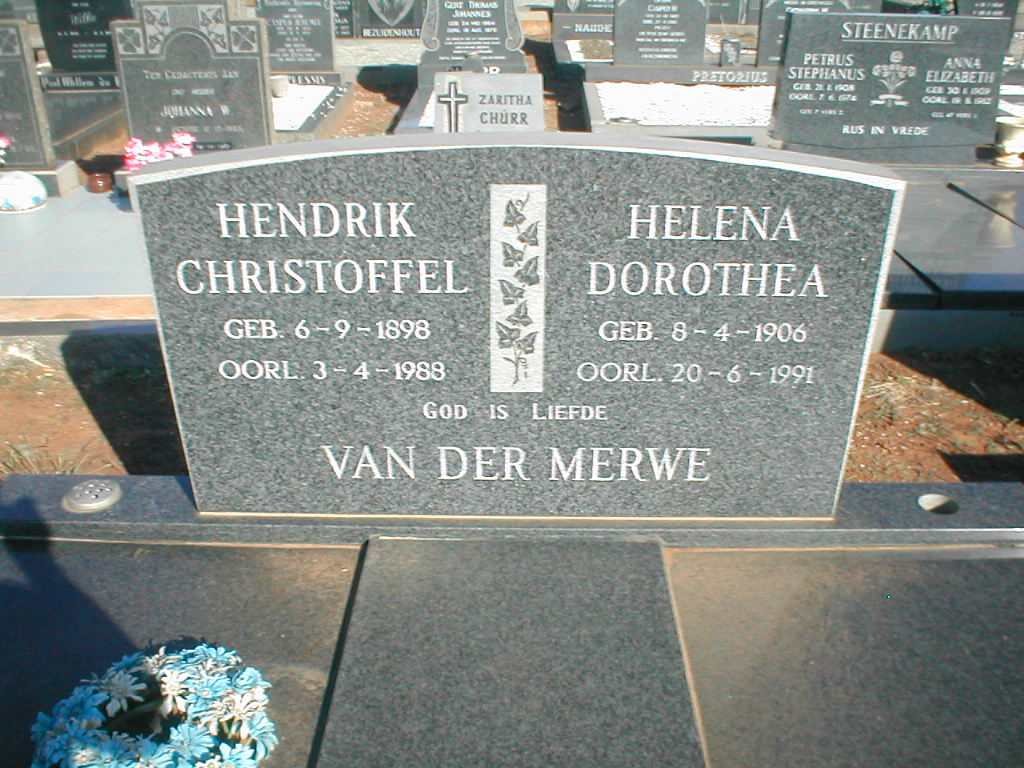 MERWE Hendrik Christoffel, van der 1898-1988 &amp; Helena Dorothea 1906-1991