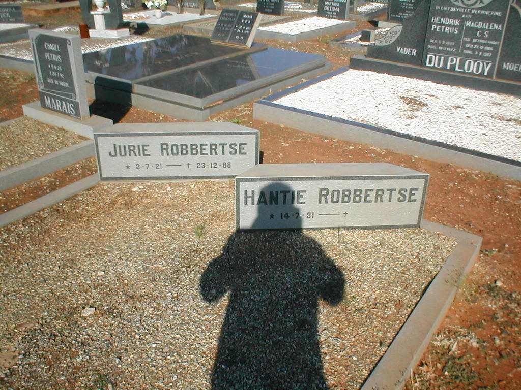 ROBBERTSE Jurie 1921-1988 &amp; Hantie 1931-
