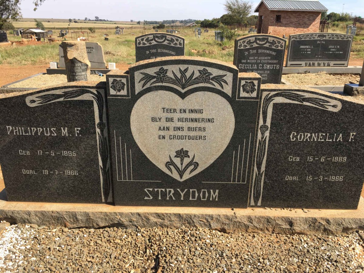 STRYDOM Phillipus M.F. 1895-1966 &amp; Cornelia F. 1889-1966