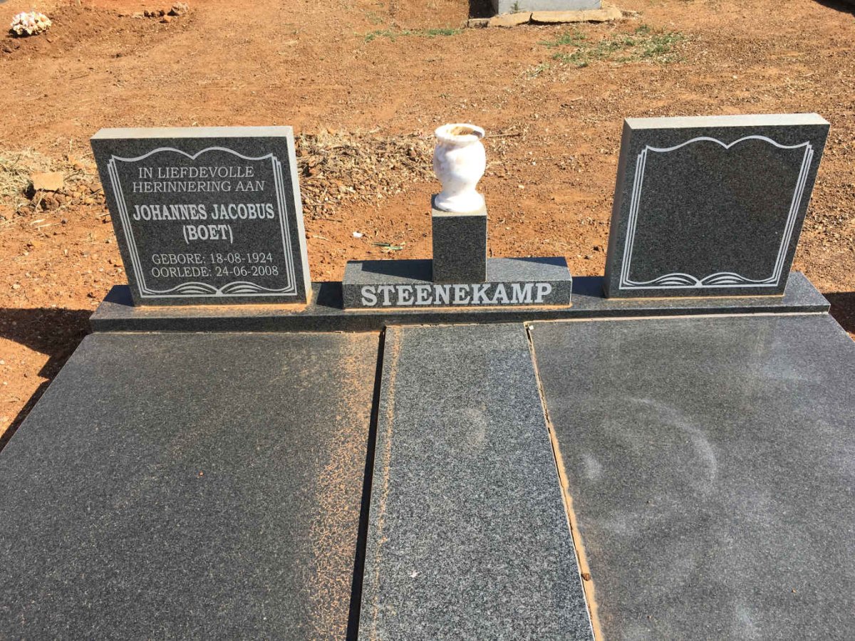STEENEKAMP Johannes Jacobus 1924-2008