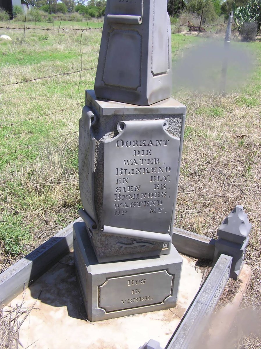 CLOETE Ignatia nee BEZUIDENHOUT 1903-1943
