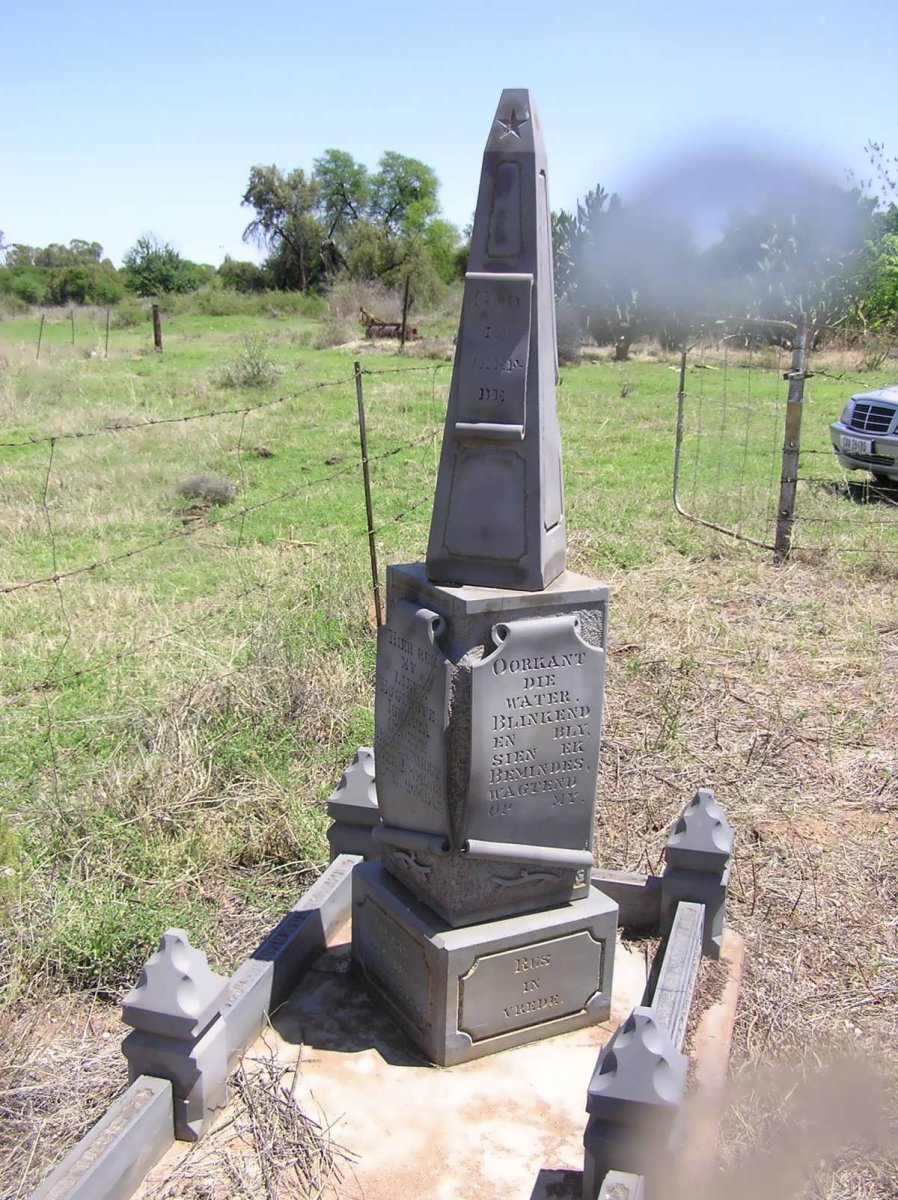 CLOETE Ignatia nee BEZUIDENHOUT 1903-1943