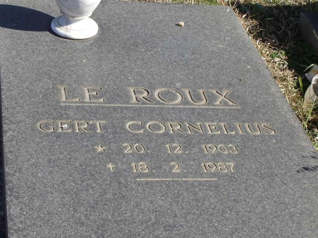 ROUX Gert Cornelius, le 1903-1987