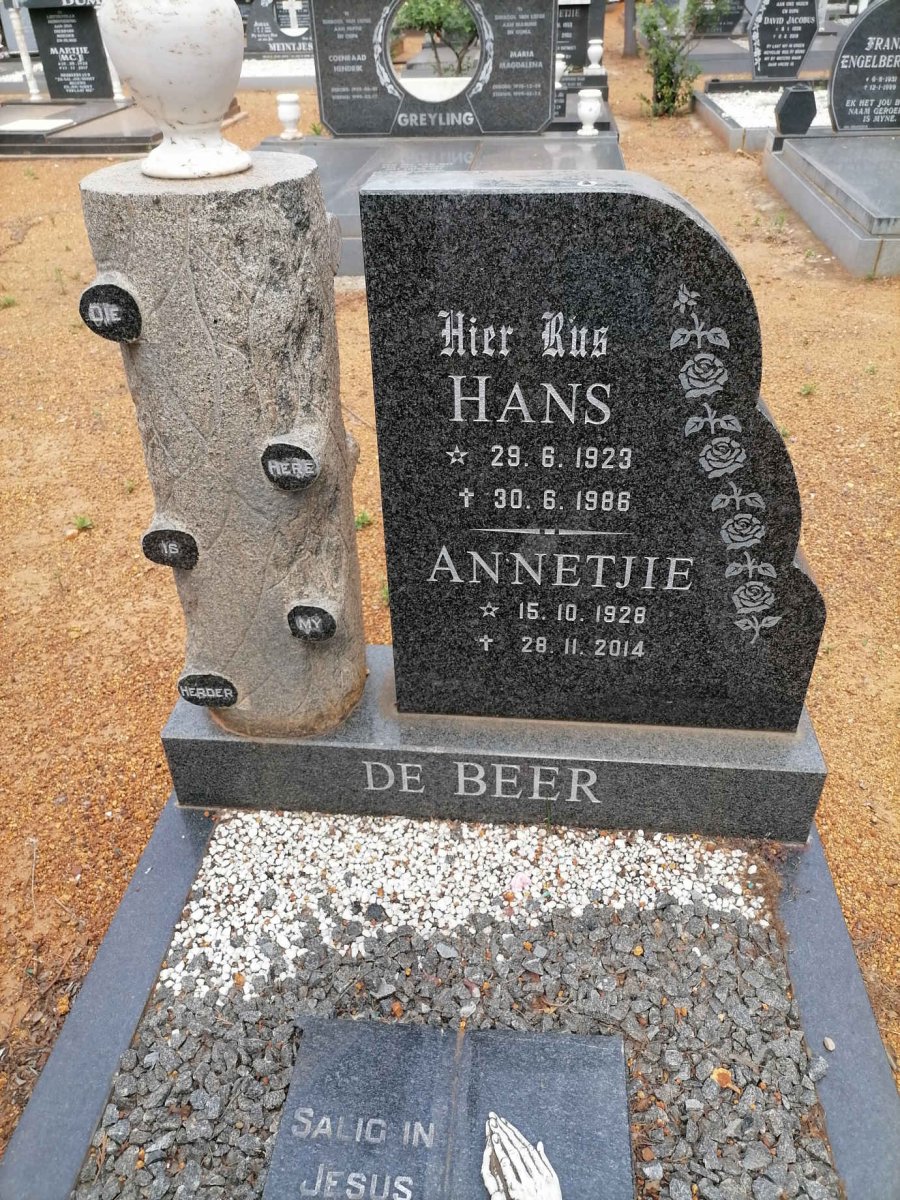 BEER Hans, de 1923-1986 &amp; Annetjie 1928-2014