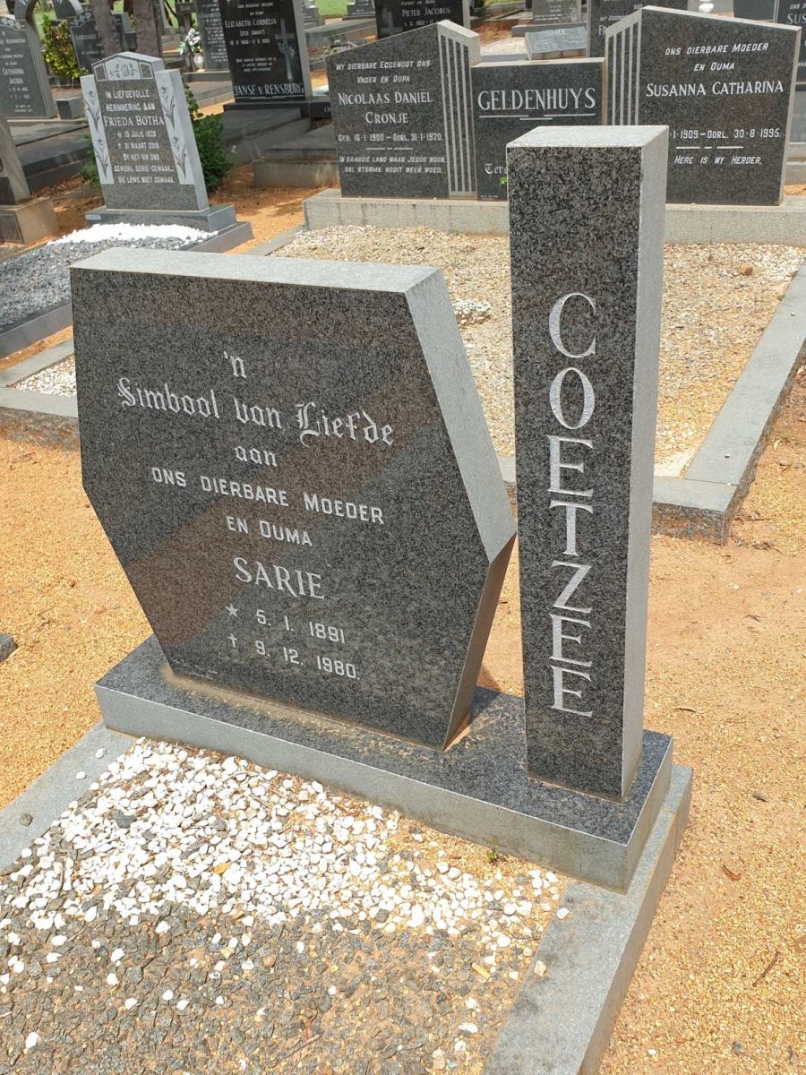 COETZEE Sarie 1891-1980