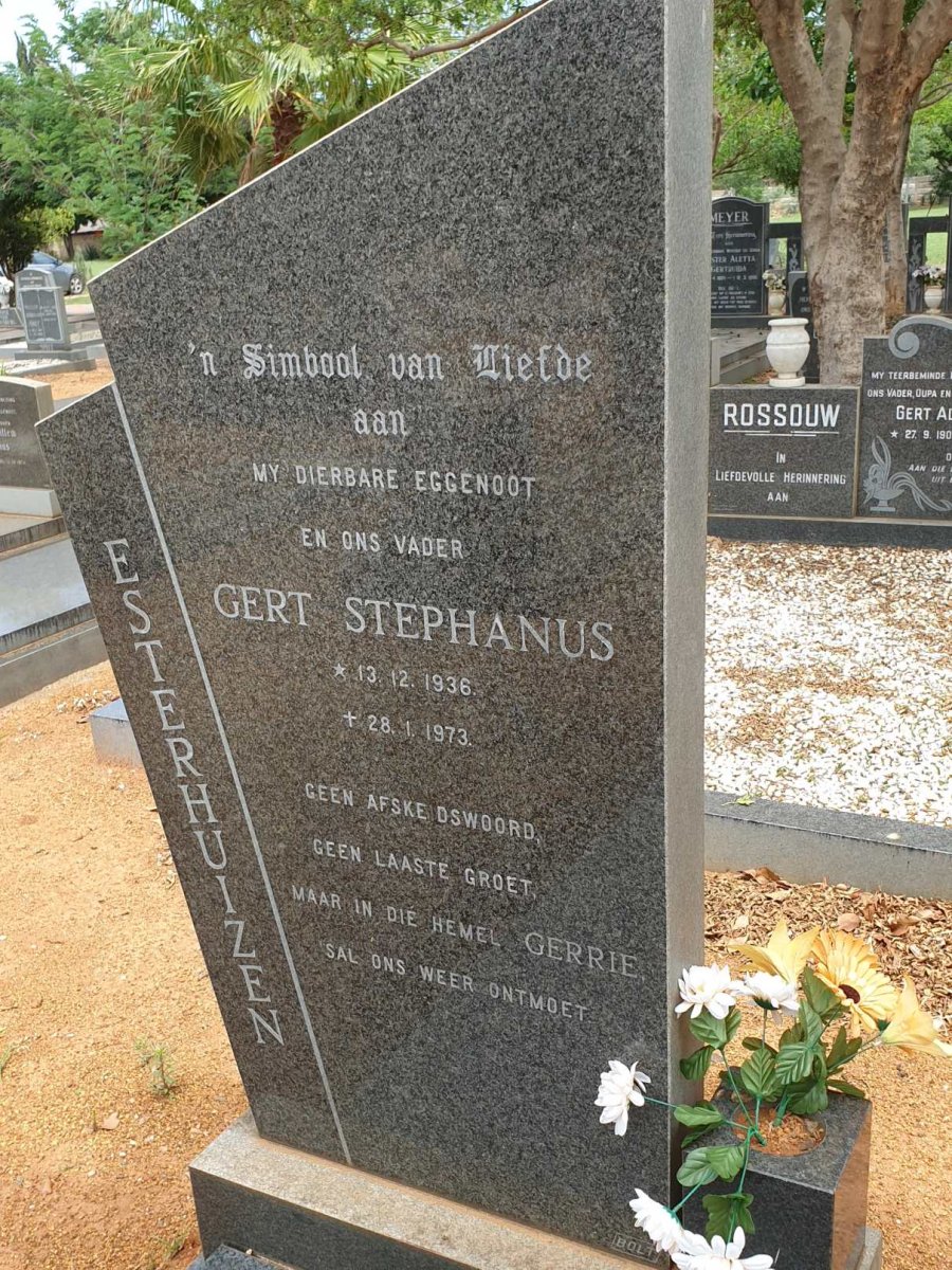 ESTERHUIZEN Gert Stephanus 1936-1973