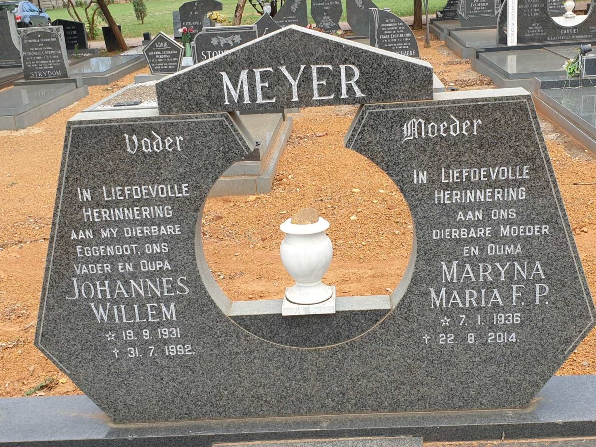 MEYER Johannes Willem 1931-1992 &amp; Maryna Maria F.P. 1936-2014