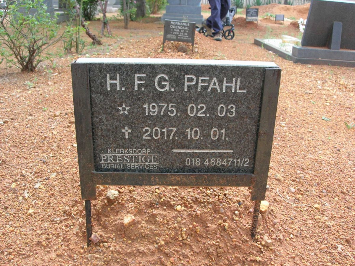 PFAHL H.F.G. 1975-2017
