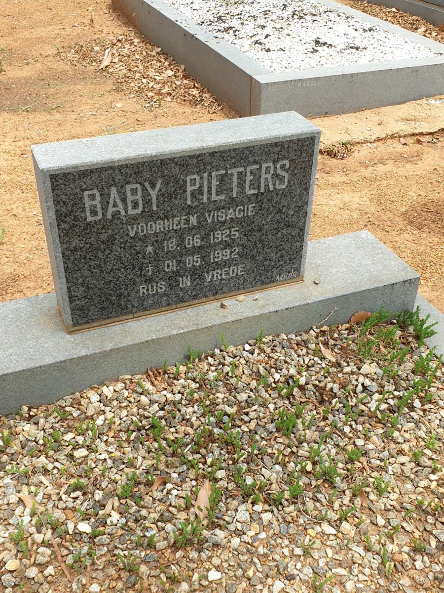 PIETERS Baby voorheen VISAGIE 1925-1992