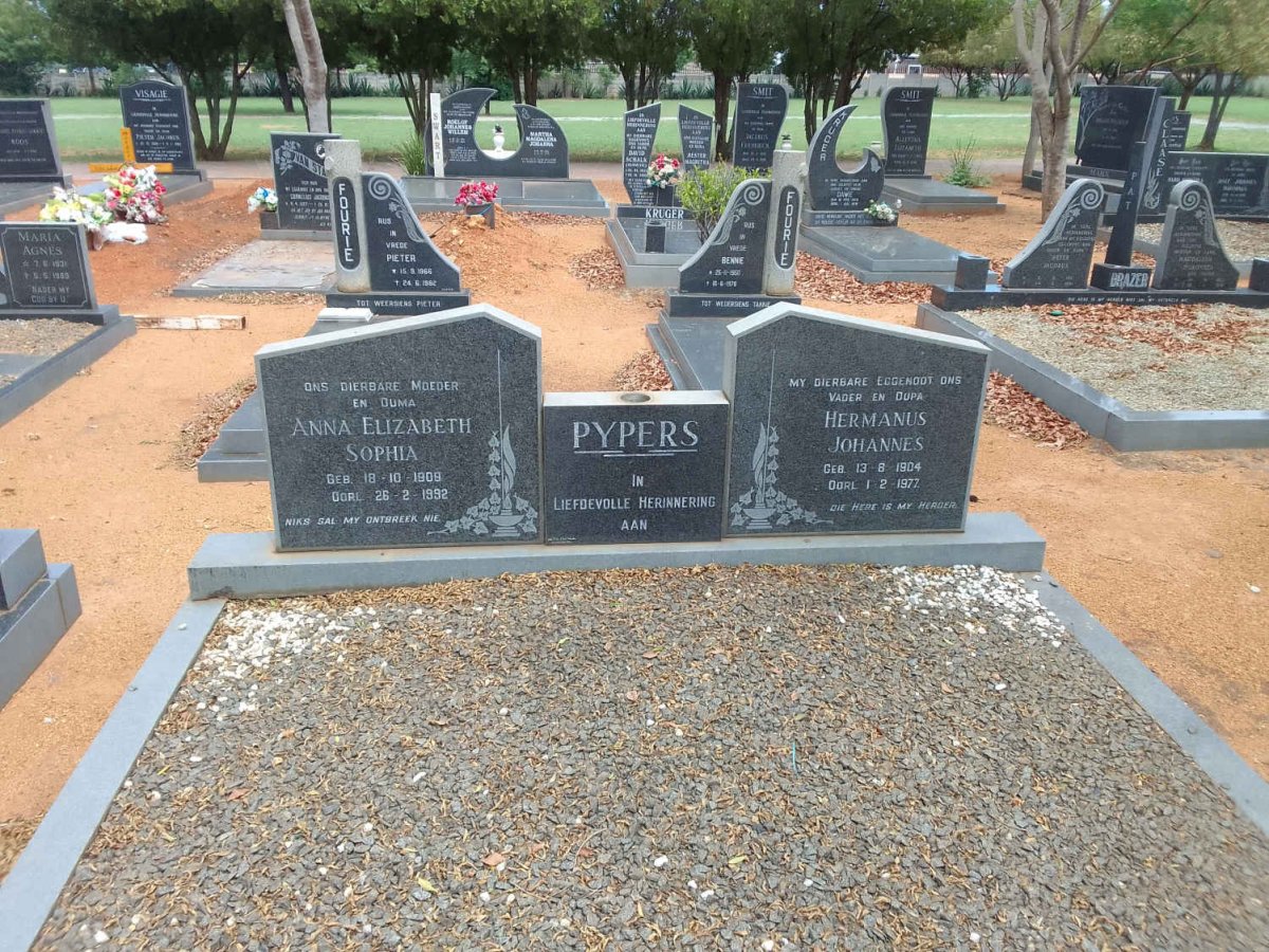 PYPERS Hermanus Johannes 1904-1977 &amp; Anna Elizabeth Sophia 1909-1992