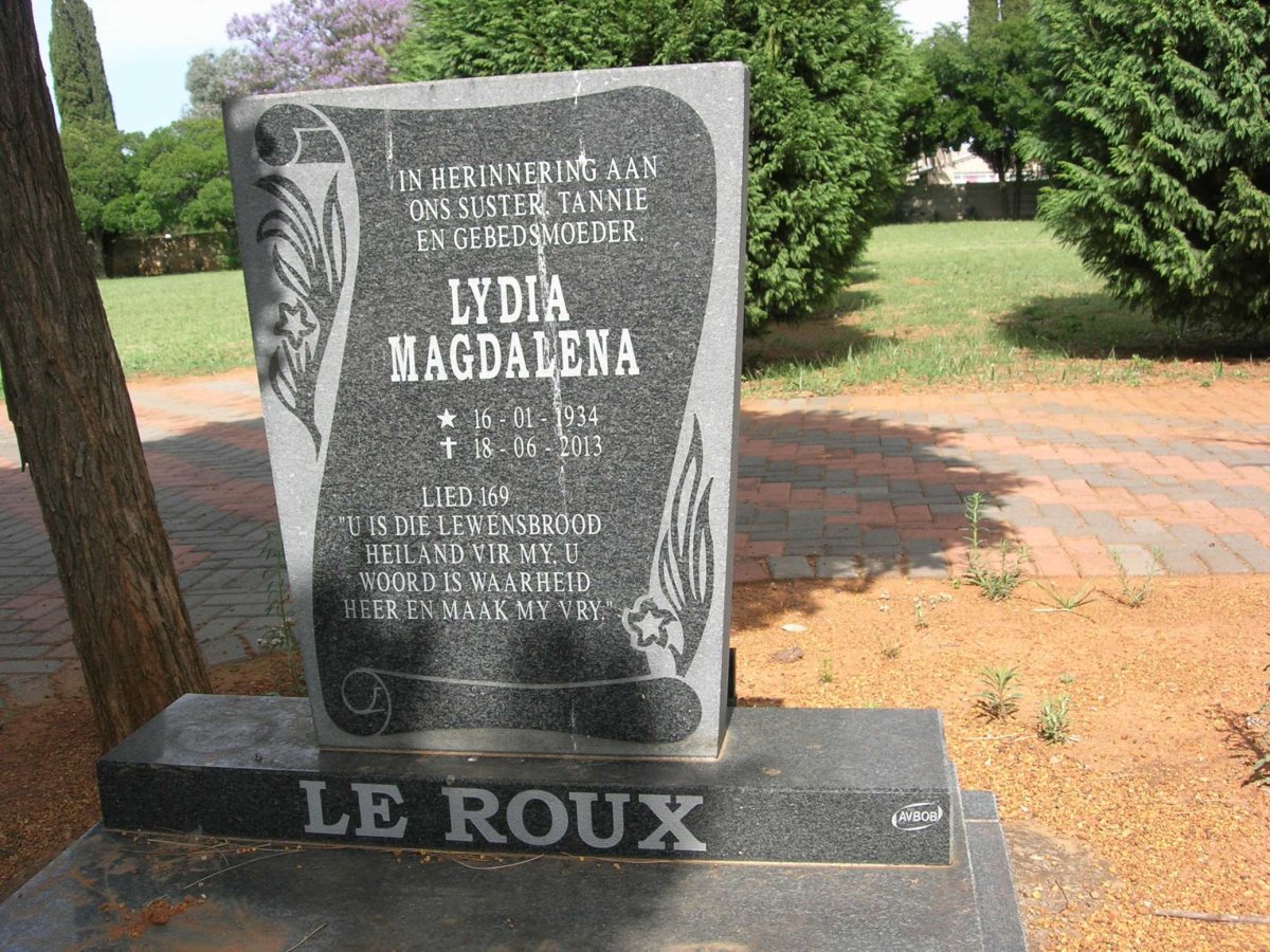 ROUX Lydia Magdalena, le 1934-2013